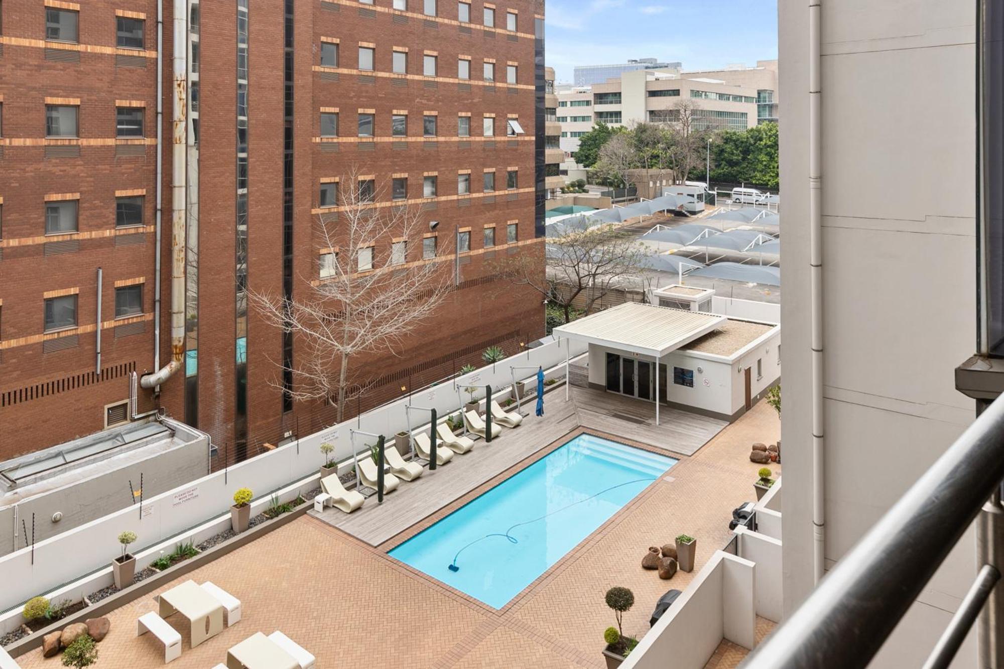 Hydro Park Residences In Sandton With Generator โจฮันเนสเบิร์ก ภายนอก รูปภาพ