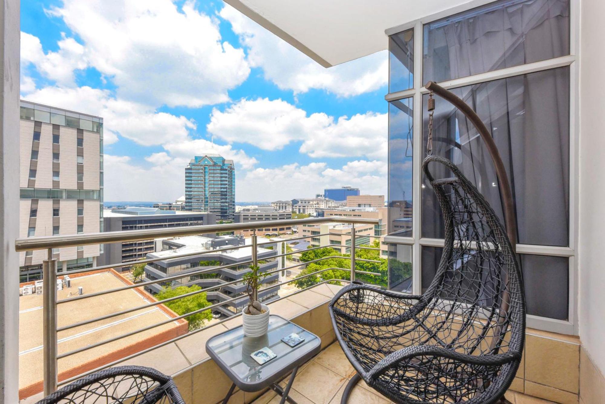 Hydro Park Residences In Sandton With Generator โจฮันเนสเบิร์ก ภายนอก รูปภาพ