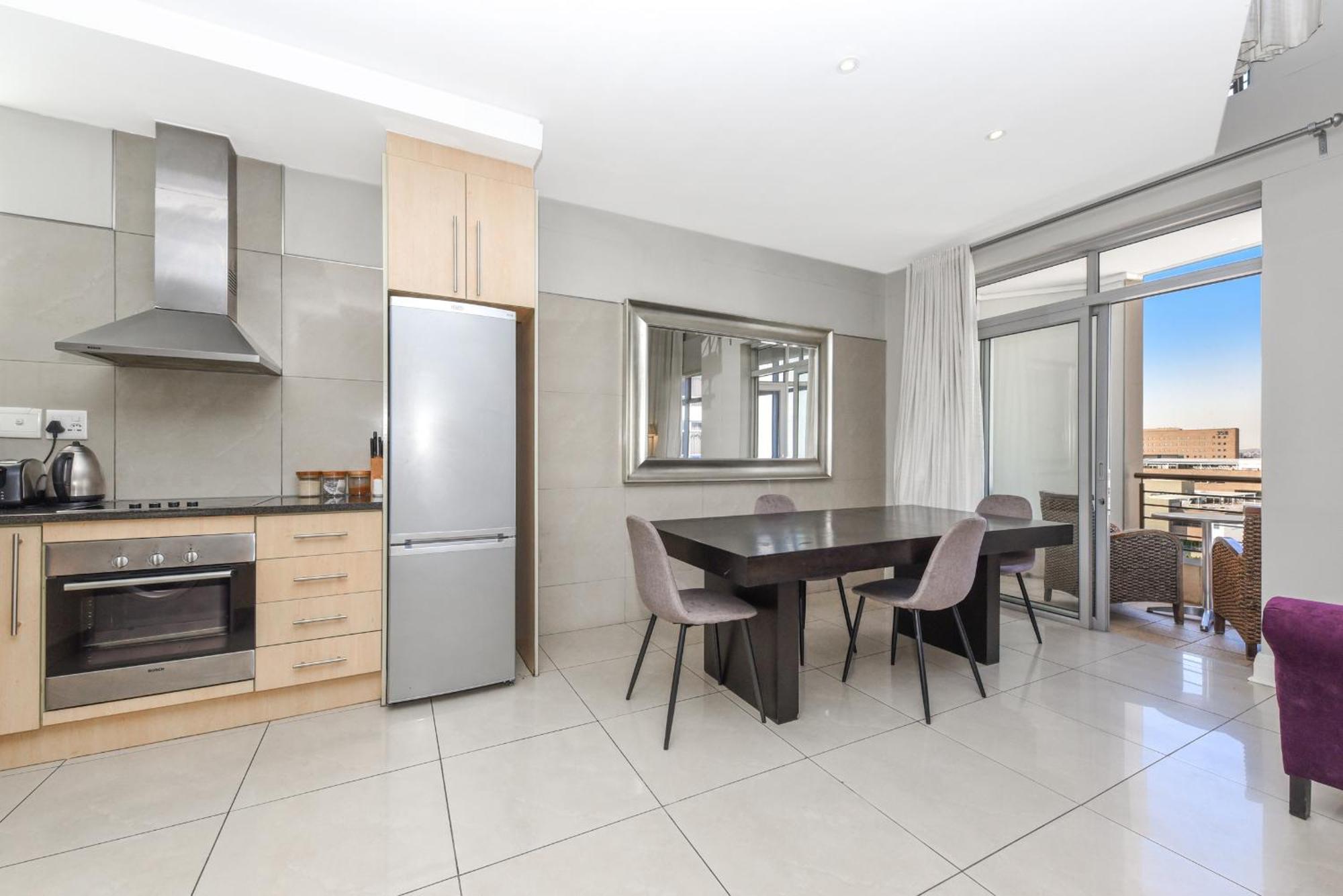 Hydro Park Residences In Sandton With Generator โจฮันเนสเบิร์ก ภายนอก รูปภาพ